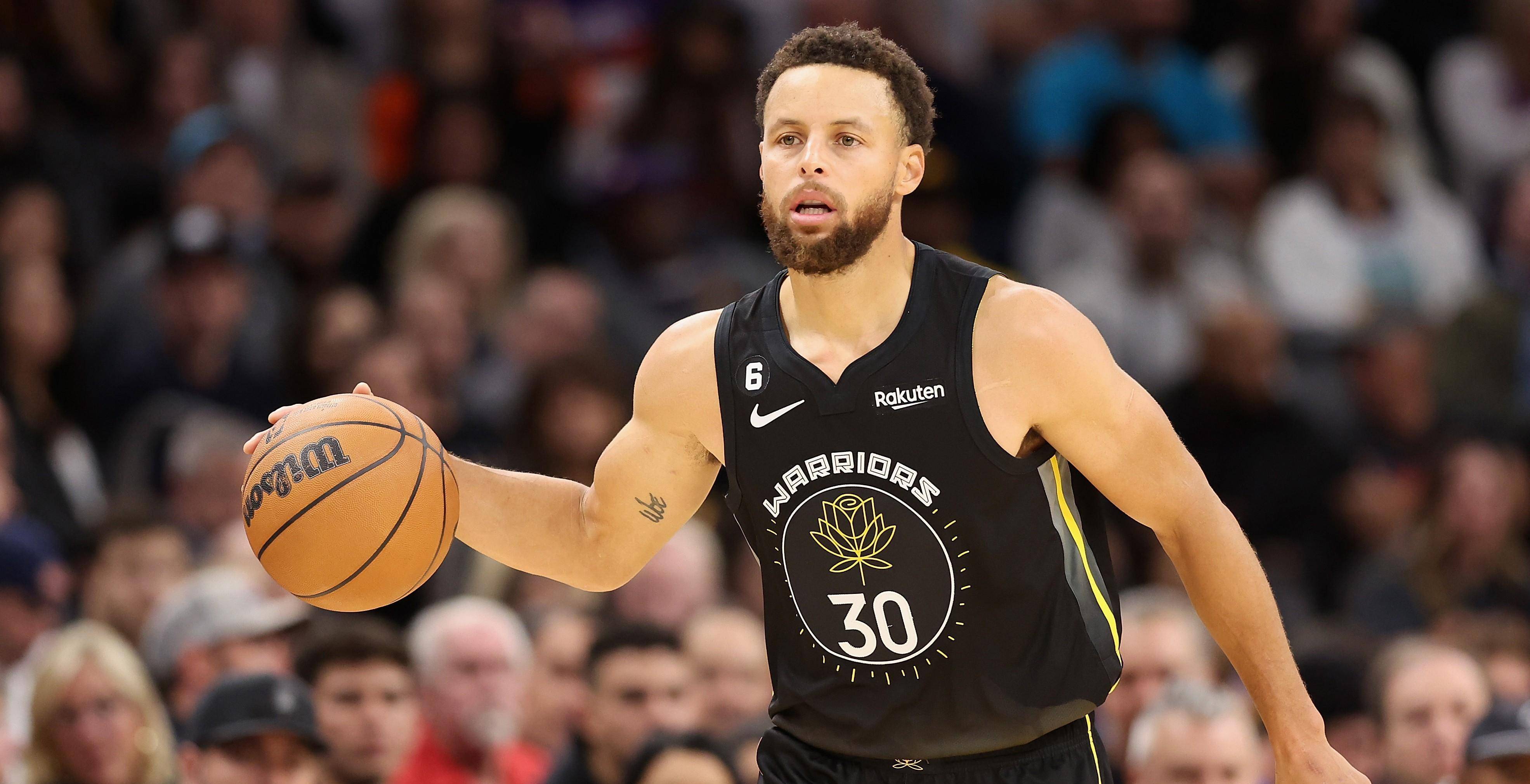 库里火热豪取50分 仍无助勇士摆脱客场败绩 防守捉襟见肘_比赛_快船队