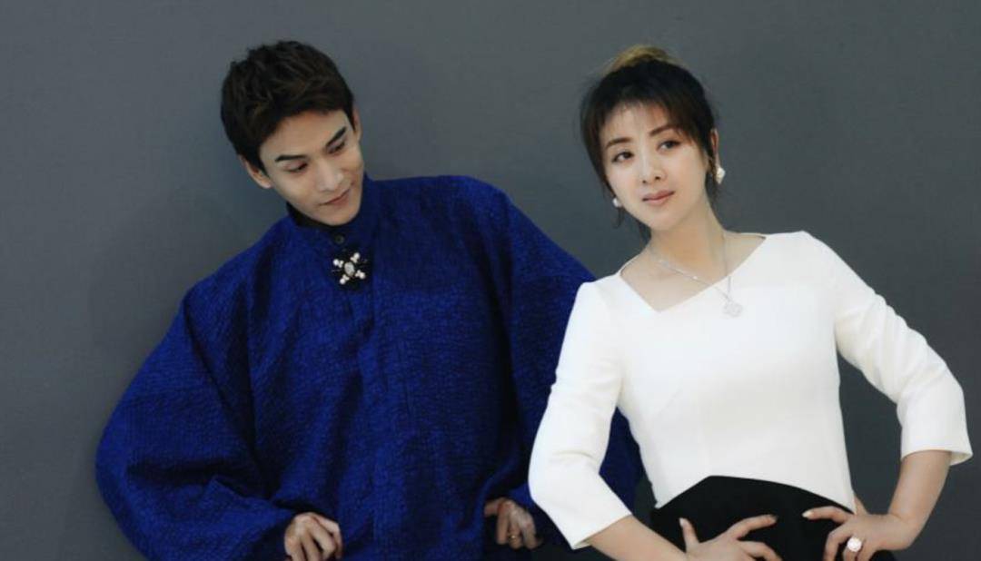 42岁"杜冰雁"现状:嫁小6岁经超曾靠卖包度日,现俏皮如少女_李琳_生活