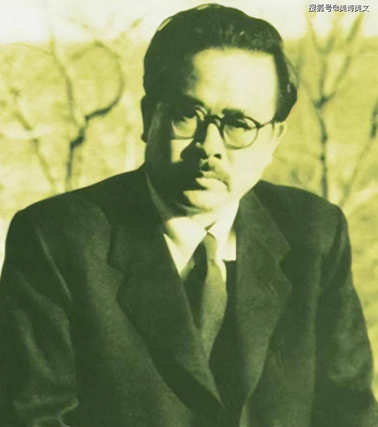 老汉正摆着摊,被一轿车接走:周总理打过招呼,新中国不能忘了你_鲍君甫