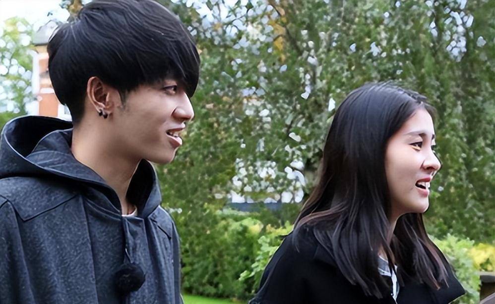 "人生赢家"张碧晨:赴韩出道被赶出宿舍,后靠能力成歌坛巨星_那英为