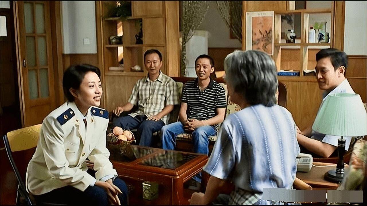 父母爱情:德华在丁家受欺负时,为何女儿丁小样选择了沉默呢_老丁_自然