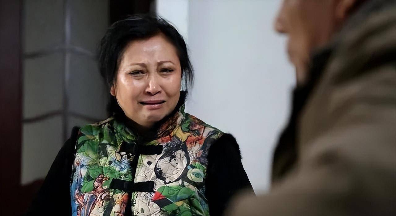 演员徐松子与古榕结婚25年无绯闻,为何晚年丈夫坚持和她离婚_顾榕