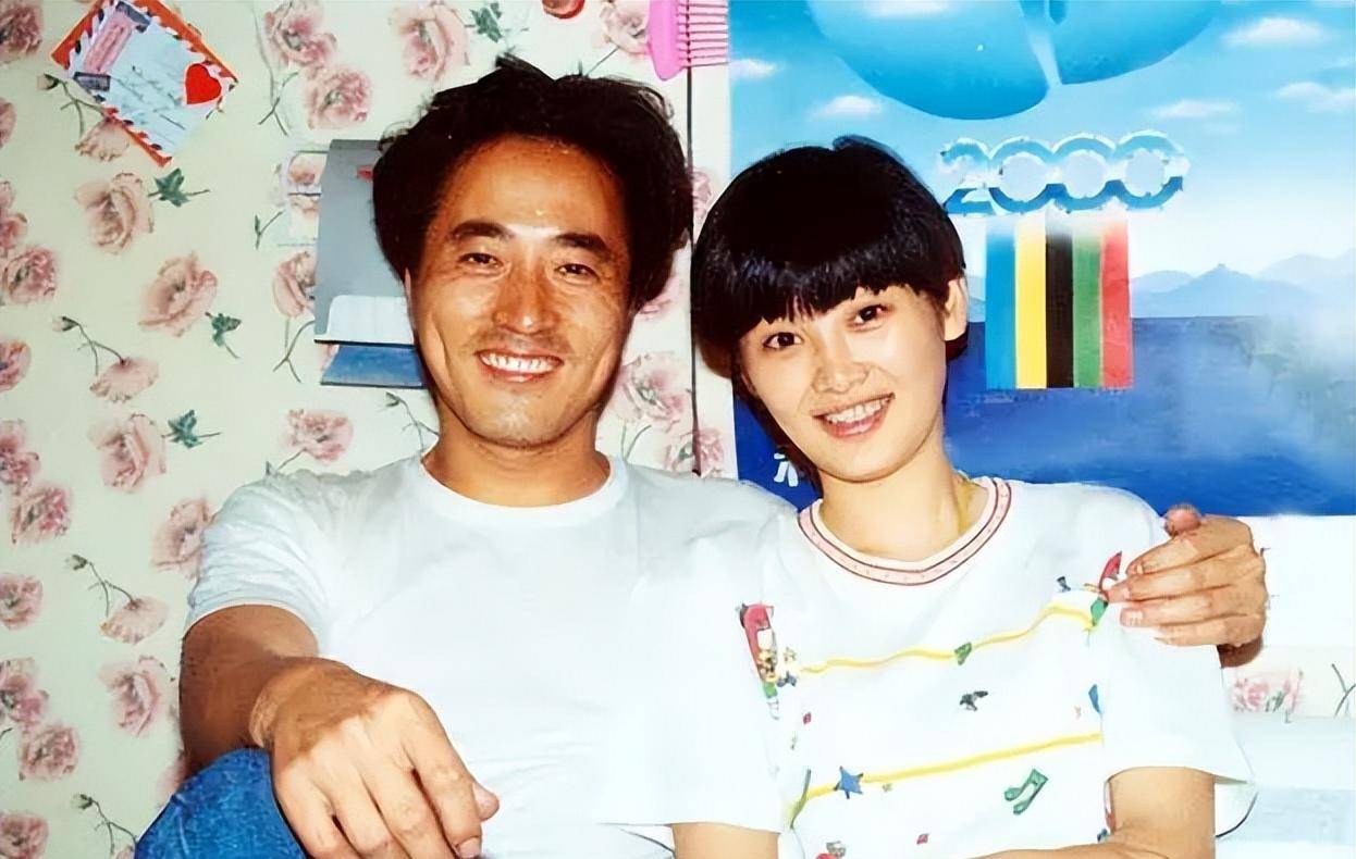 杨玏:从小童星到实力派演员,成为父亲骄傲,如今事业爱情双丰收_杨立新