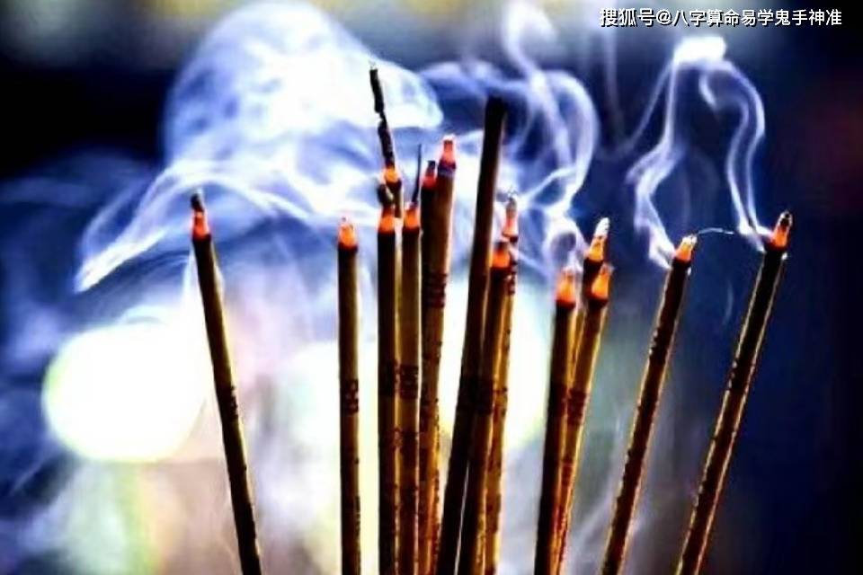 偏财制枭,五鬼运财格应运而生_灵枭_八字_预测