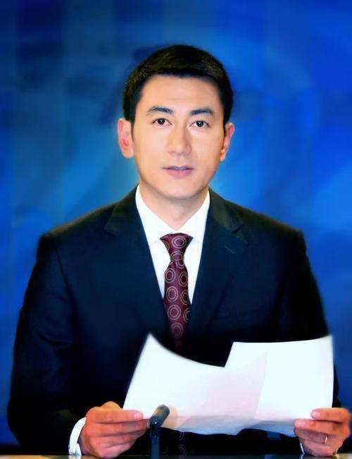 郑天亮:如愿成为电视主持人,嫁给曾拒绝过的鲁健,如今很幸福_工作