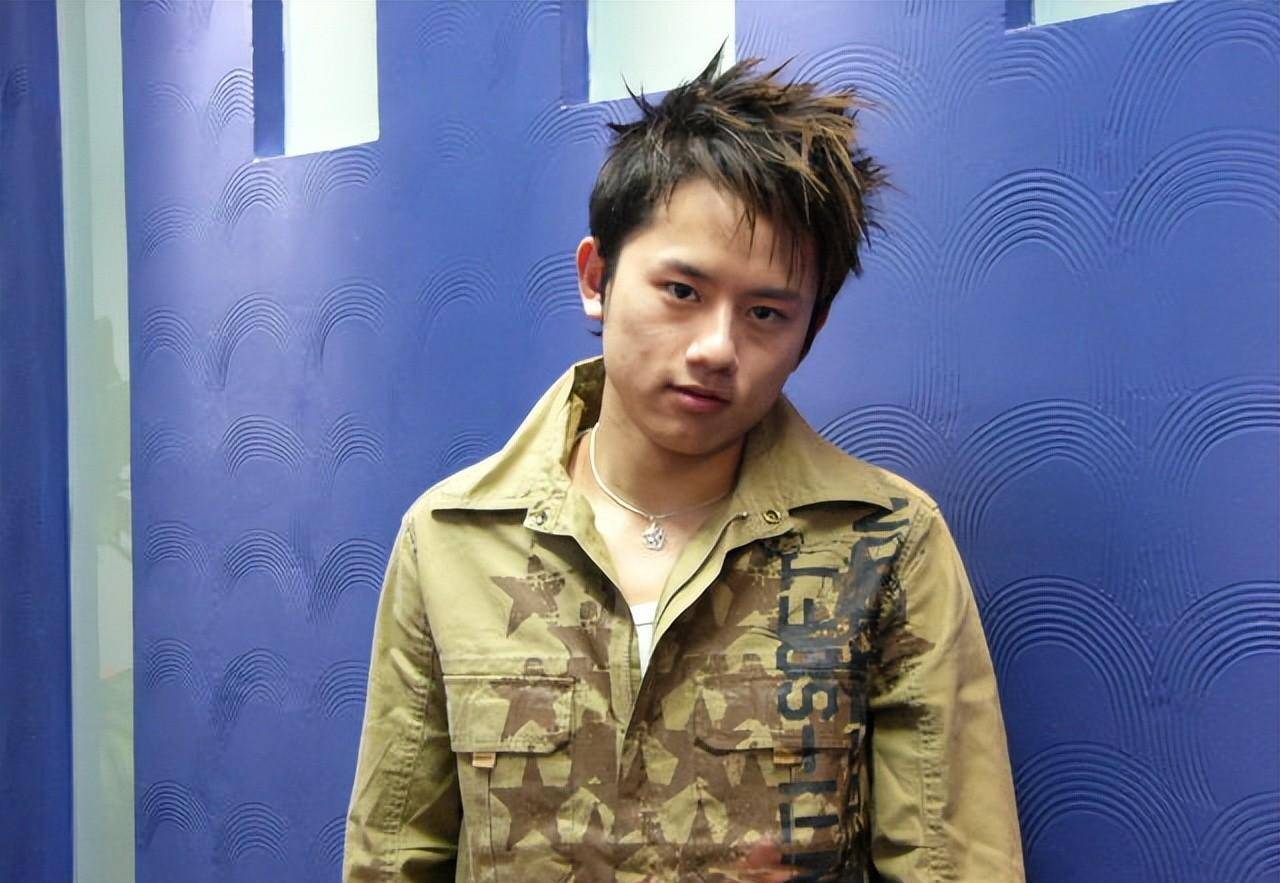 张杰:掌掴前女友,遭薛之谦暗讽"没尊严",被华晨宇逼成笑话?_谢娜_段曦