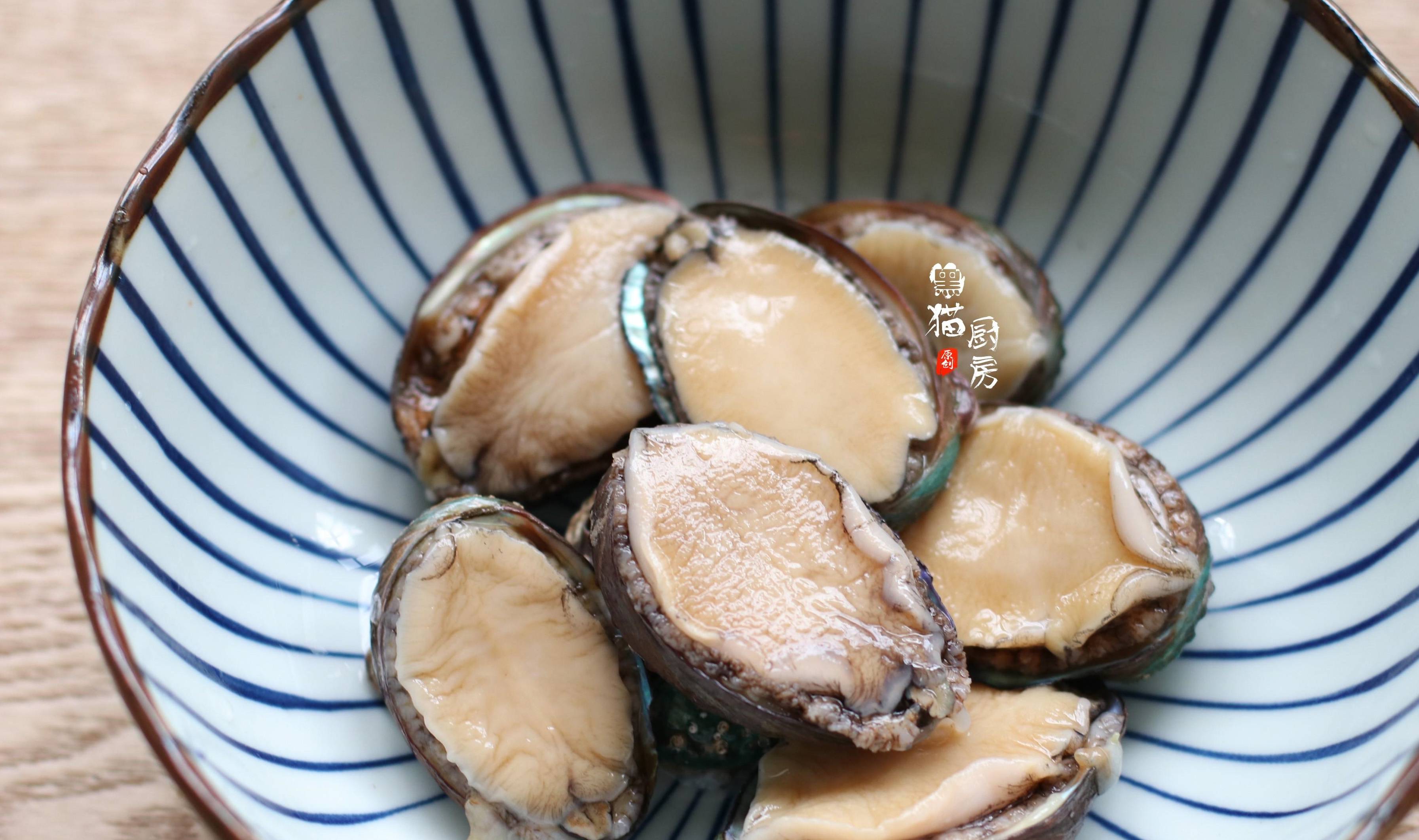 廣東人都愛這樣煲雞湯,加幾個鮑魚,營養是核桃的7倍,鮮甜滋補_食材