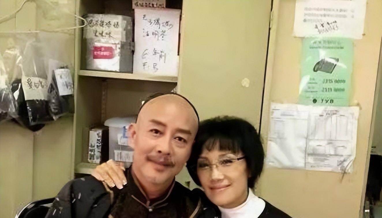 韩马利:三婚两遇渣男,与杜燕歌结婚34年无子女,后悔年轻没努力_玛丽