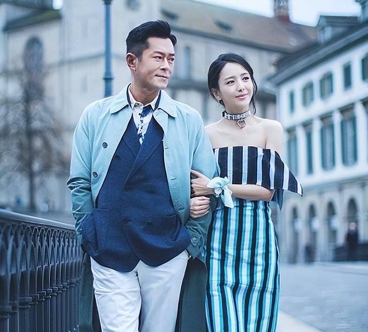 当初那个含泪剪去三千烦恼丝的佟丽娅,参加真人秀,综艺节目,主持电视