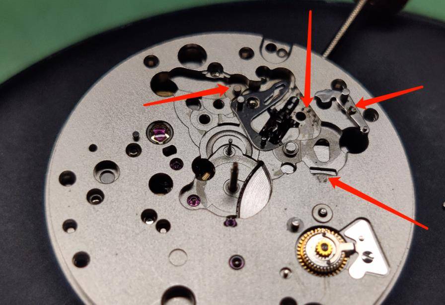 220410-美度贝伦赛丽系列腕表维修保养_机芯_手表_储备