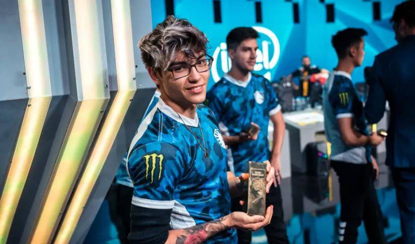 twistzz曾在19年为liquid效力,当时的liquid仅用了三