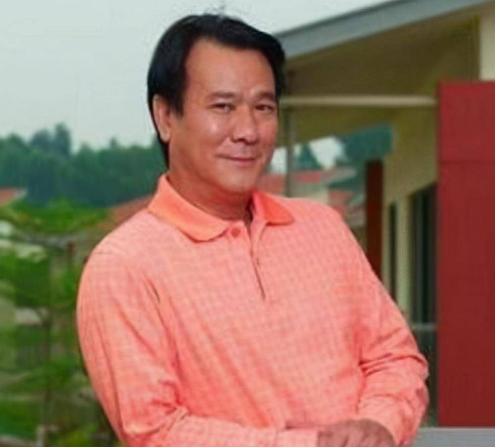 李修贤:亲自把周星驰送到向华强公司,却说做人要厚道_电影_故事_后周