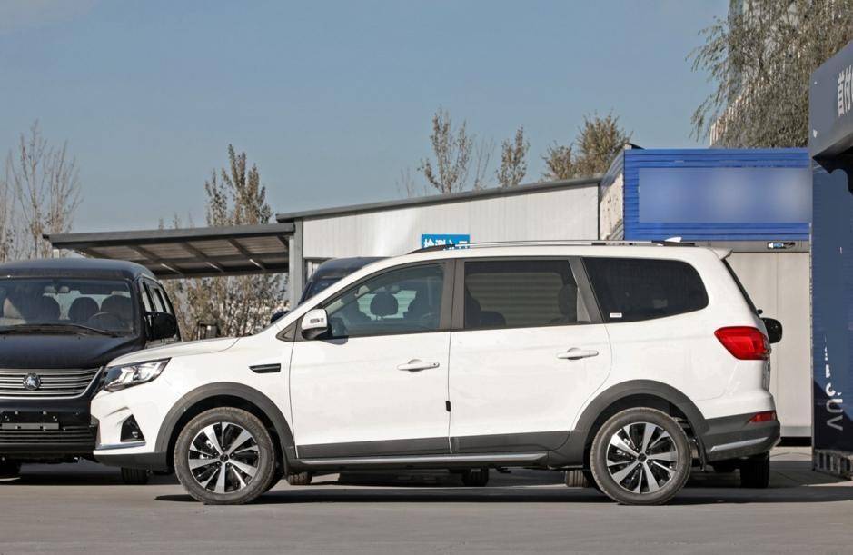Sx6 东风风行SX6,主打低端入门SUV,外观跟老款途观很像_搜狐汽车_搜狐网