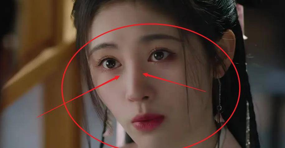 鞠婧祎又被质疑整容?镜头下的颜值很真实,光看鼻子就大有亮点!