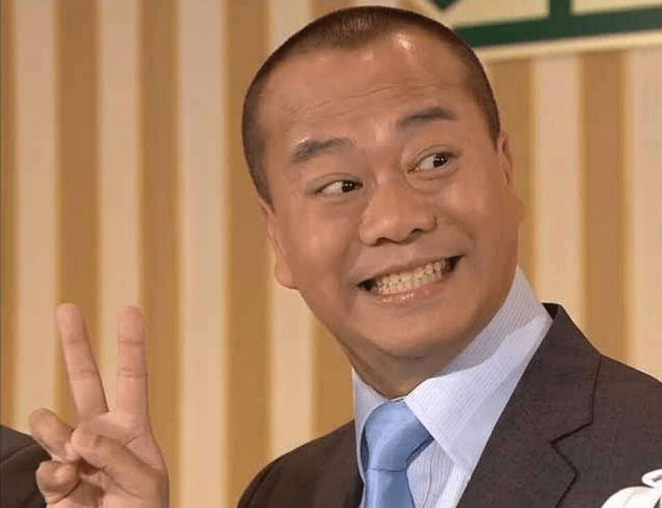 "视帝"欧阳震华深夜开麦,质疑内地开国外学校,国人禁止入内_中国_我国