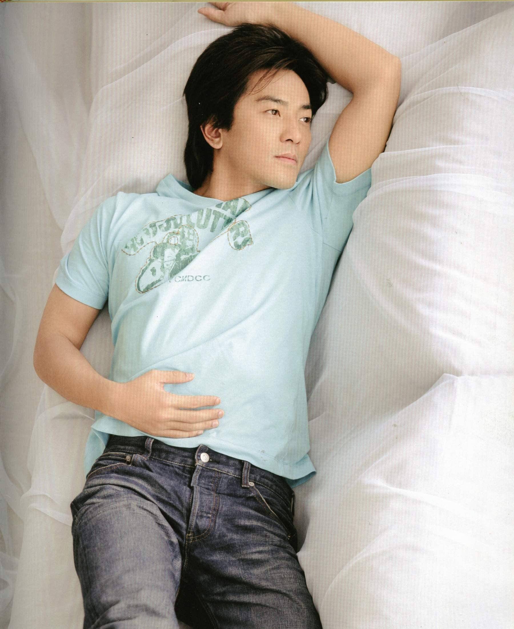 本可成为刘德华,却因经纪人自毁前程!_梁咏琪_邵美琪_时候
