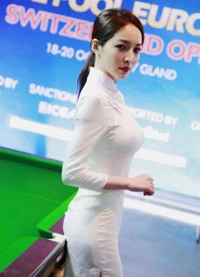 90后一级女裁判王钟瑶女神-30岁仍然单身的抖音红人_乔氏_身材_美女