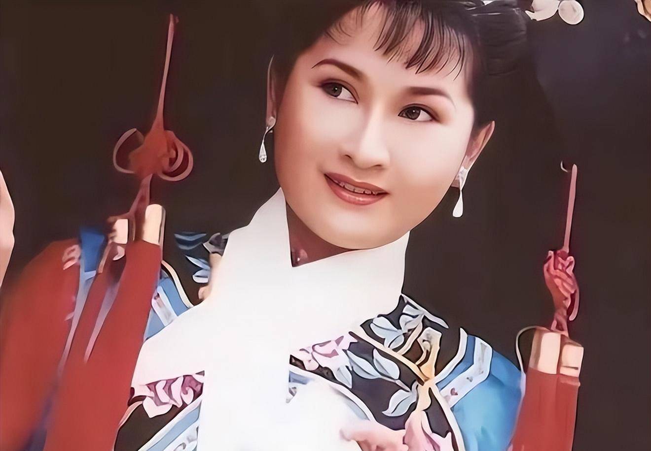 张钰:自爆为演戏陪睡导演,拼尽全力依旧没有掀起波澜,太讽刺!