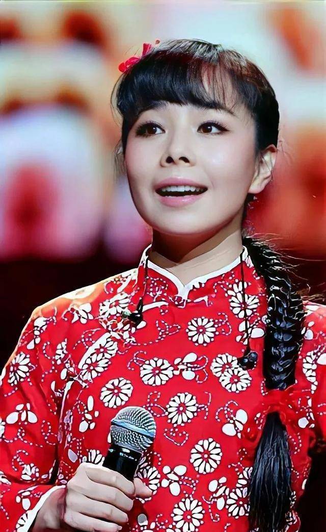 放弃百万年薪嫁乡下男友歌手王二妮:婆婆对我很好,我不后悔_父母_父亲