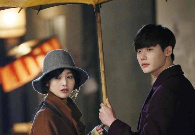 导演揭秘明星封后生活,海波表演课收费一星期一万_吴秀波_郑爽_范爷