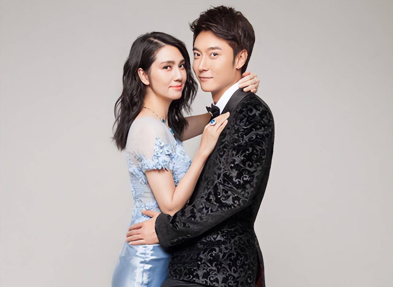 张丹峰毕滢结婚注册信息疑曝光,与洪欣合体捞金后删彼此相关信息_网友