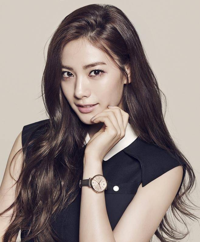 世界第一美女林珍娜nana,气场hold全场,在中国也非常受欢迎