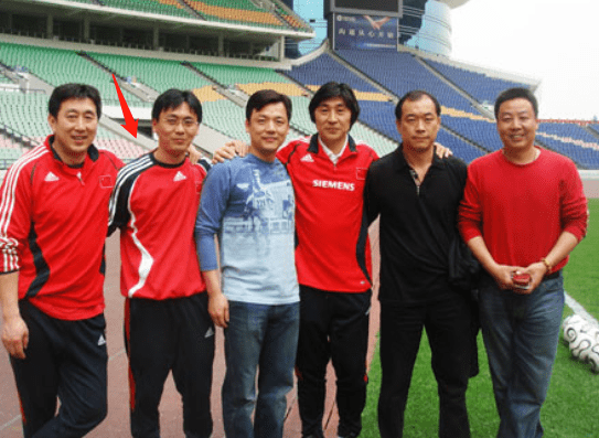 而从另外一方面来看,也或说明了郭炳颜是中国足协的一股清流,属于油盐