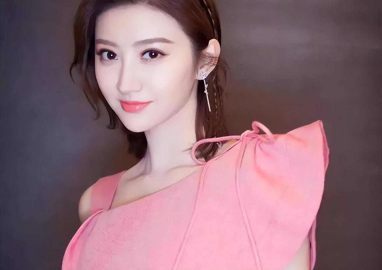 张继科被疑为还赌债,泄露景甜私人照片,为啥受伤的都是女生_事情_男生