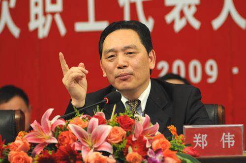 郑伟出生于1957年1月,现年66岁,距离此番被查,已退休满三年.