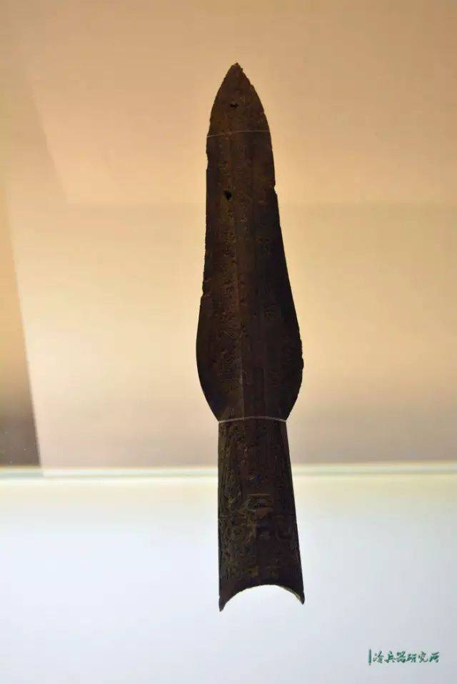 【精品推荐】战国青铜矛晒宝赏析!_矛头_中原地区_吴越