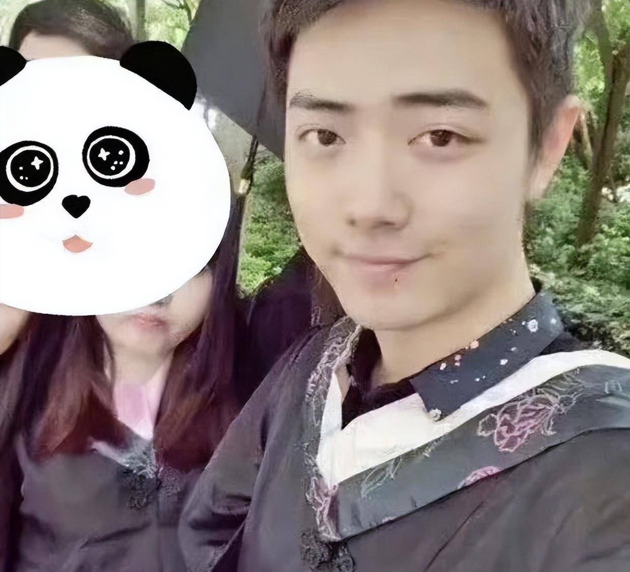 肖战大学旧照外泄,年轻美丽阳光被夸赞为最美初恋!_网友_包括_五官