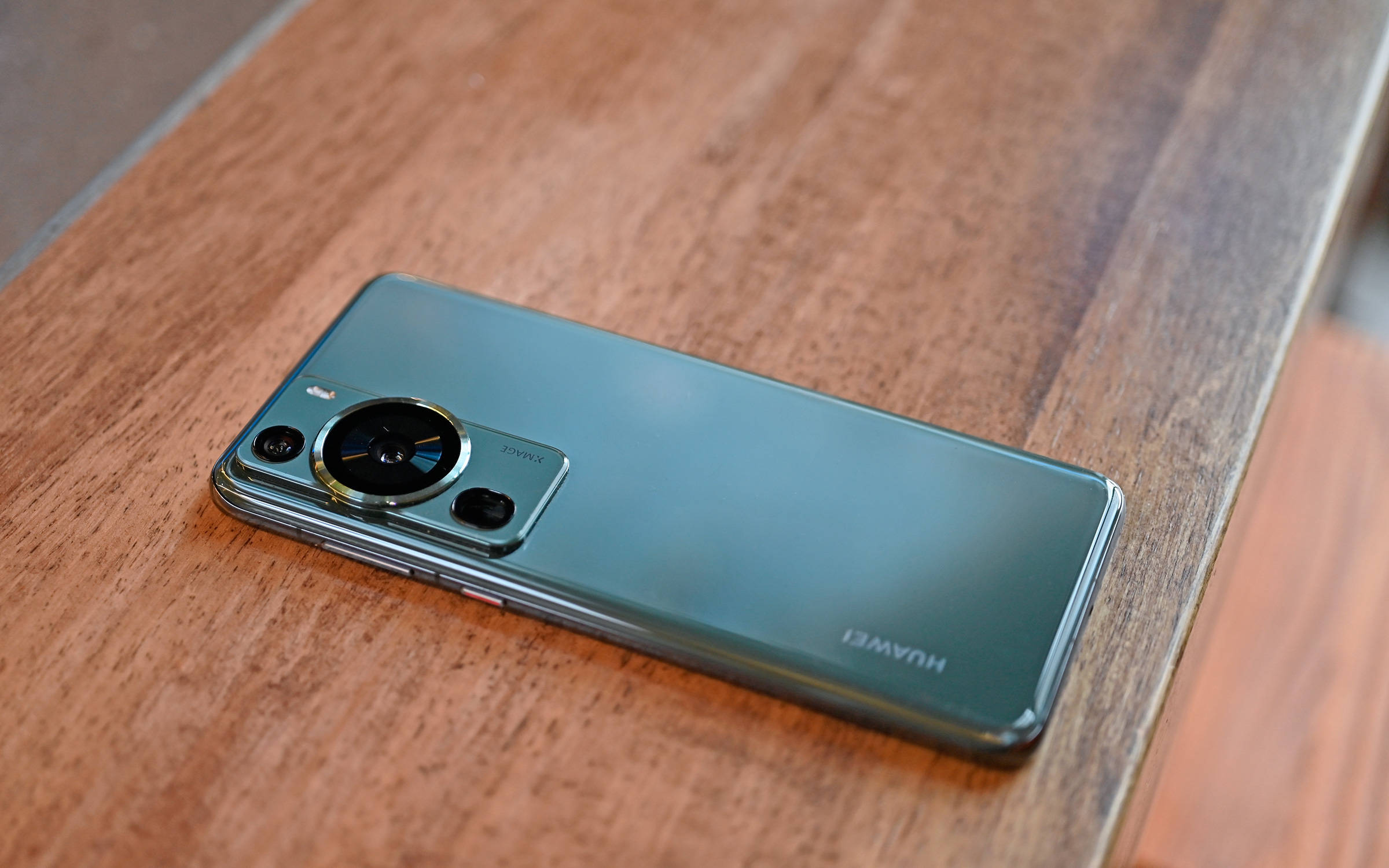 拍了满园春色后,发现华为p60 pro一个特点:不要看预览,看成片_效果