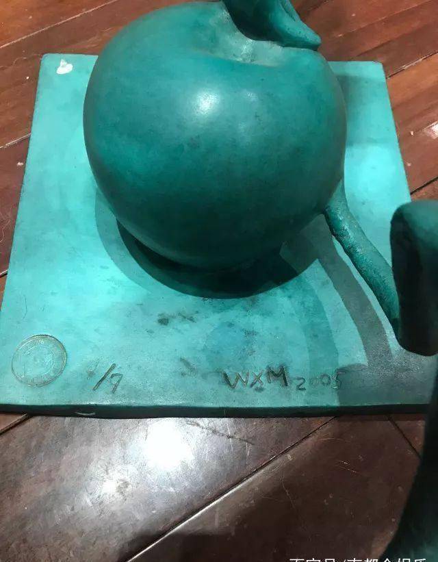 王中军和雕塑家都出来回应"打脸"了_艺术品_沟通_魏小明