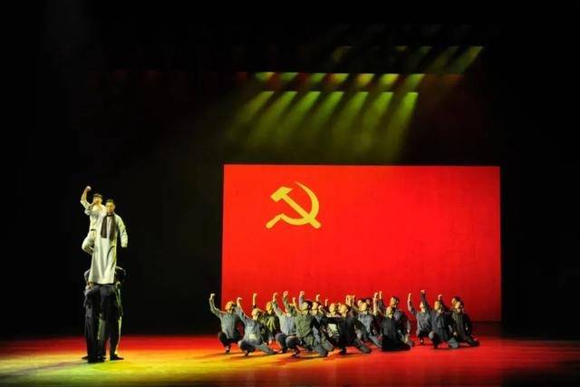 大型杂技剧《聂耳》全国巡演进行时 开启别样红色文化之旅_云南_演出
