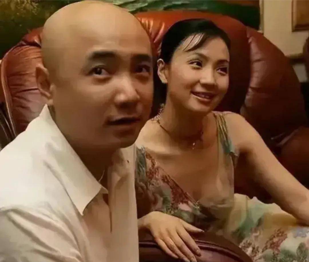 徐峥被多人实名举报：涉嫌偷税漏税 还和张庭T