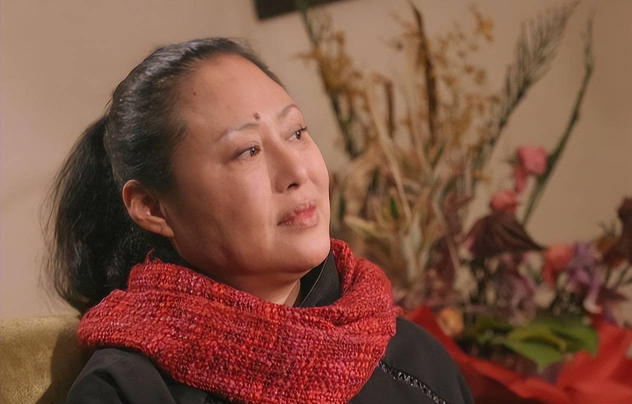 斯琴高娃的女儿孙丹:我的沧桑母亲,我的瘫痪父亲,我带泪的亲情_孙天