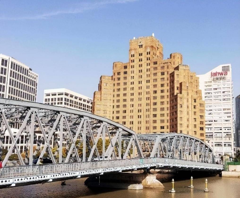 早期成套火花上的风景名胜(3)-上海1961年风景_外滩_建筑_大厦