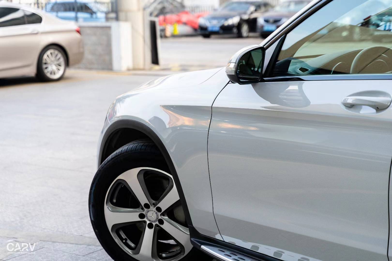 奔驰glc300卡孚改色膜白金保时捷亚灰,全系德国进口基材_搜狐汽车