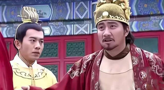 洪武十五年,朱元璋8岁的嫡长孙朱雄英夭折,对于朱元璋打击很大,尤其是