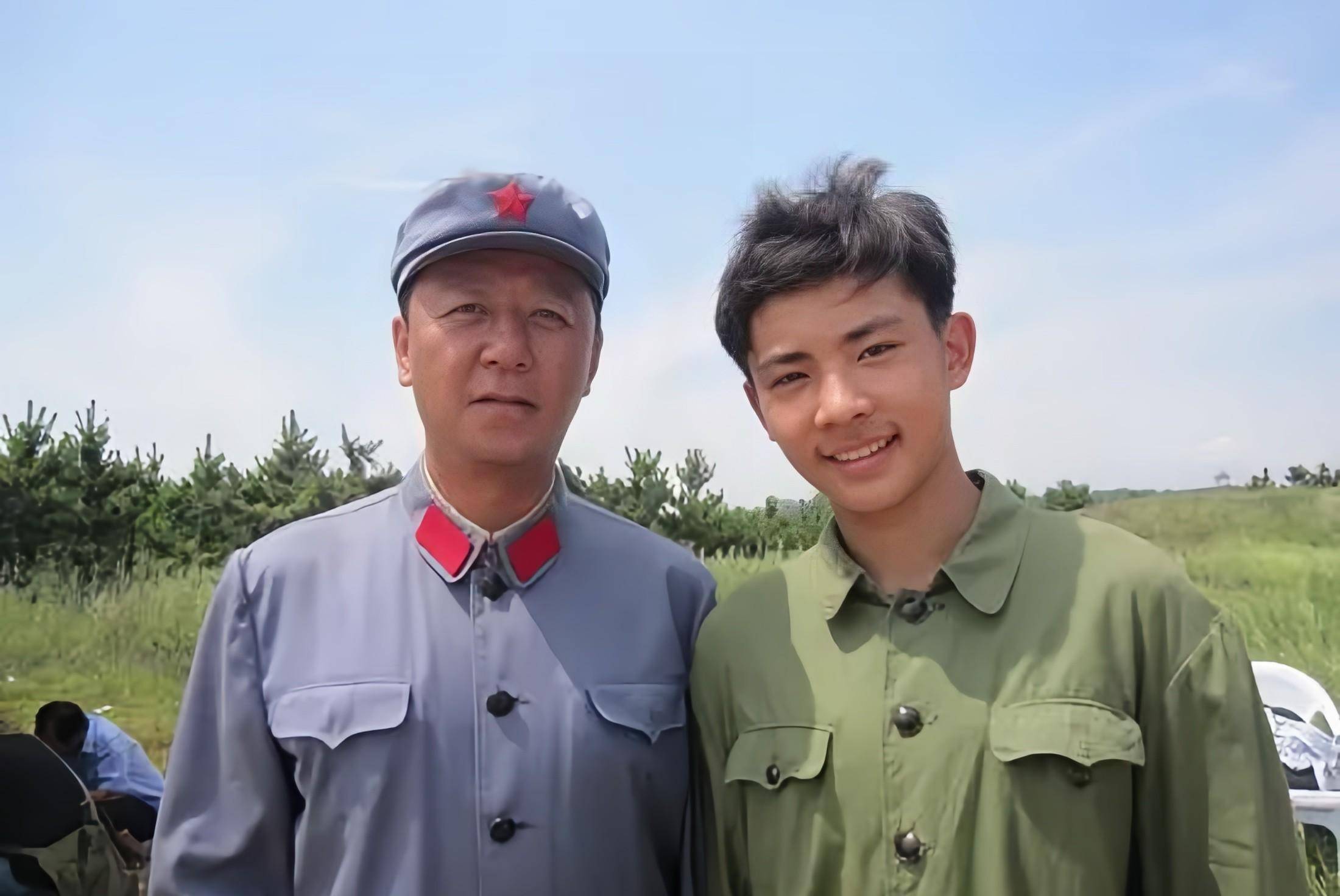 《父母爱情》江家三子戏外:卫国模特出道已成名,小卫民长大变帅_卫东_