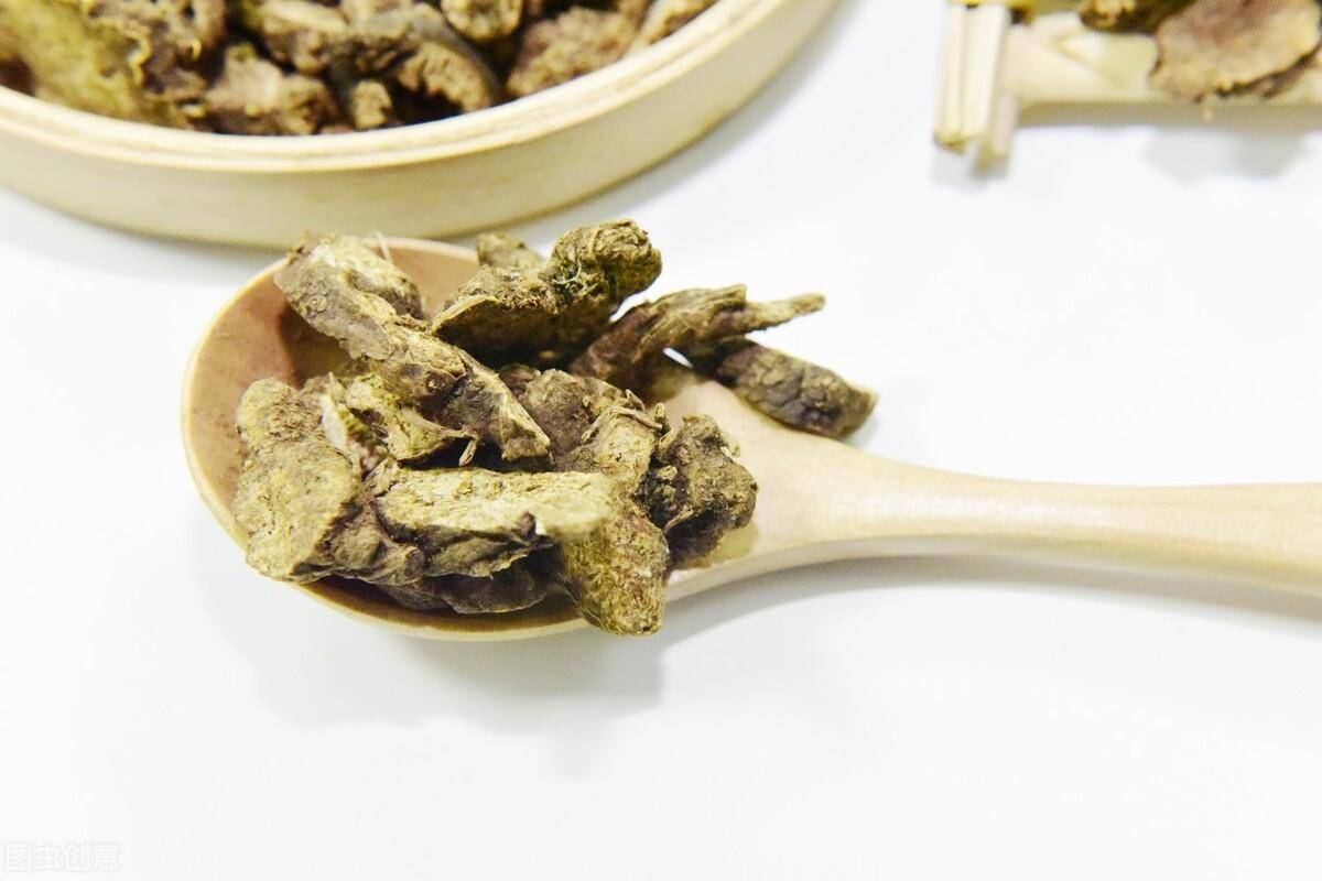 黄柏,白术,羌活,独活,生地,知母,当归,赤芍,川牛膝,木通,木防己,木瓜