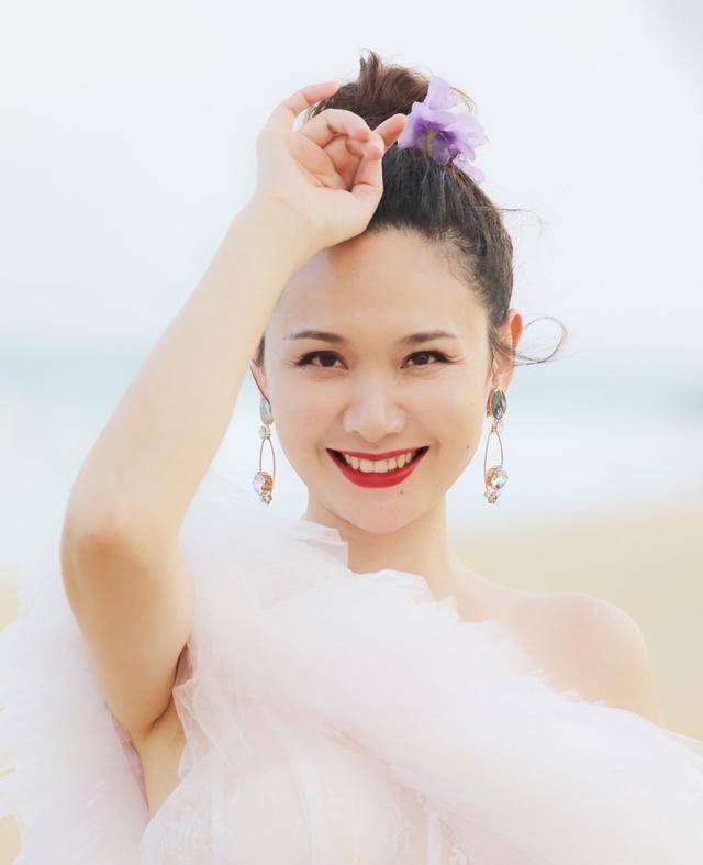 程莉莎发文向吉克隽逸道歉事情,本以为是风趣幽默,却引起了误会_郭晓