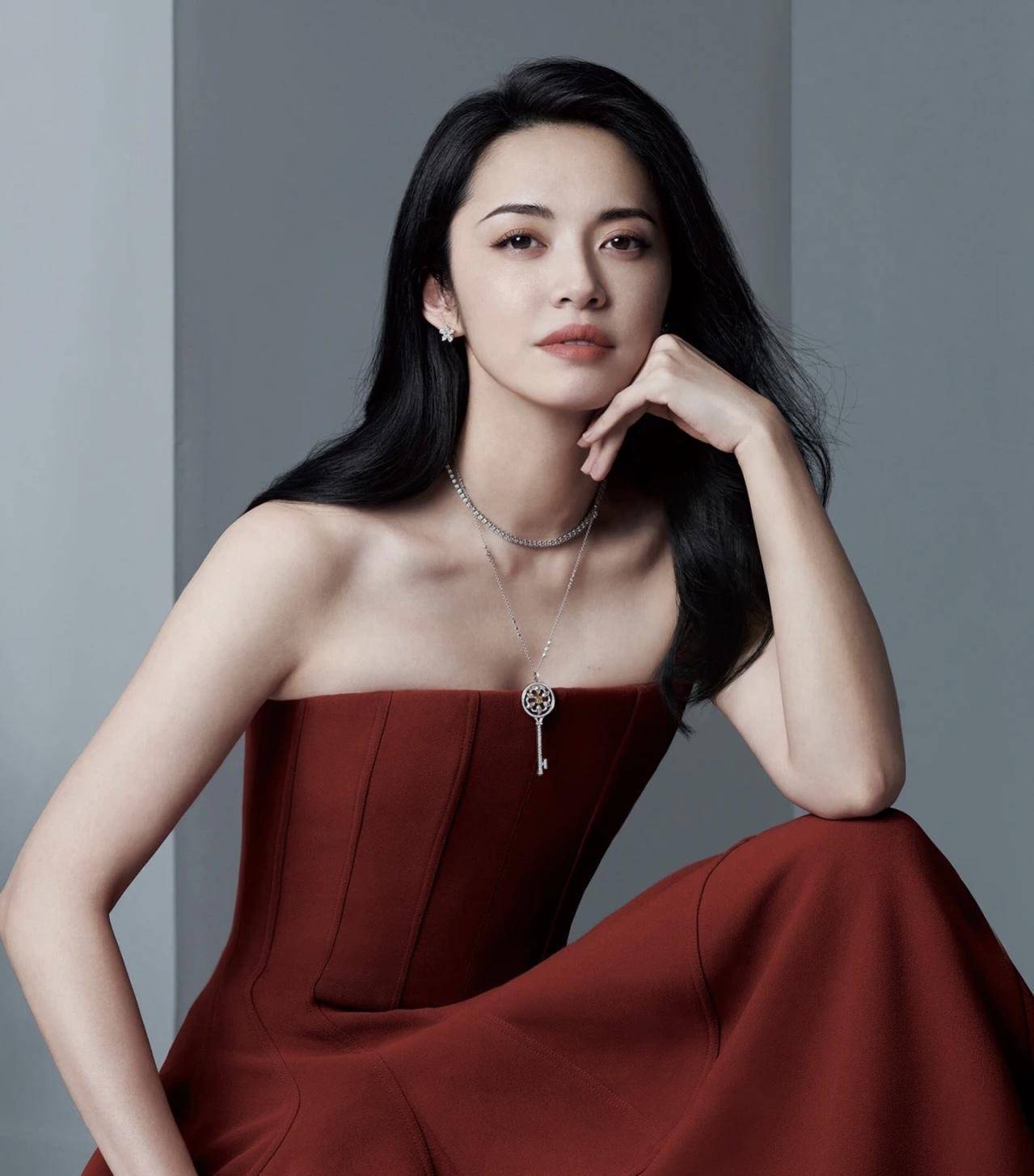 谁说中女大青衣不够美 看姚晨,马伊琍,海清……大气舒展魅力无限_五官