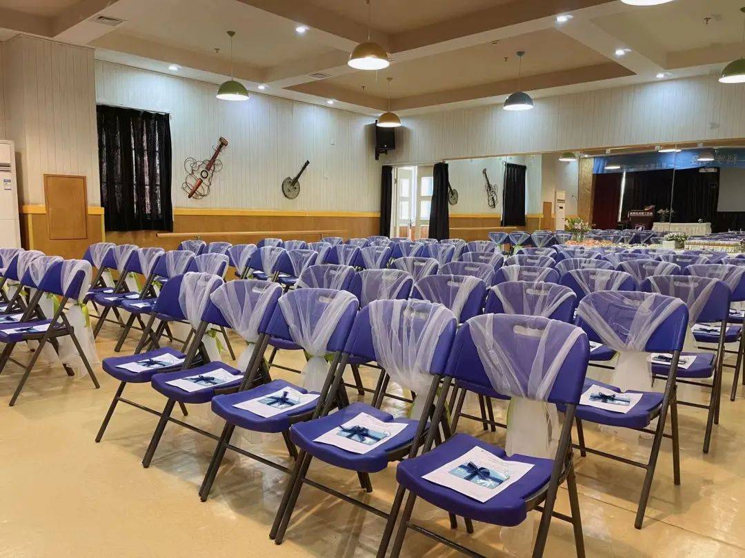 都江堰市斯坦丁幼稚园招聘公告,关注公众号"四川幼教人才"查看_工作