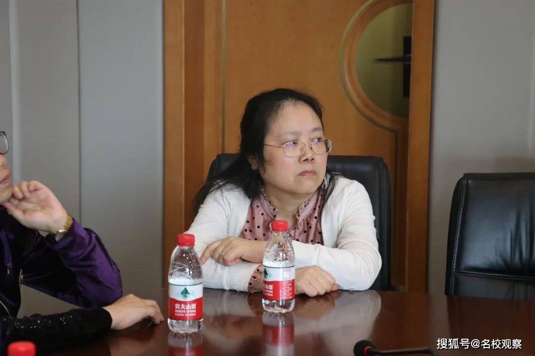 什邡中学副校长林莉一行到访德阳成外!_交流_管理_年级