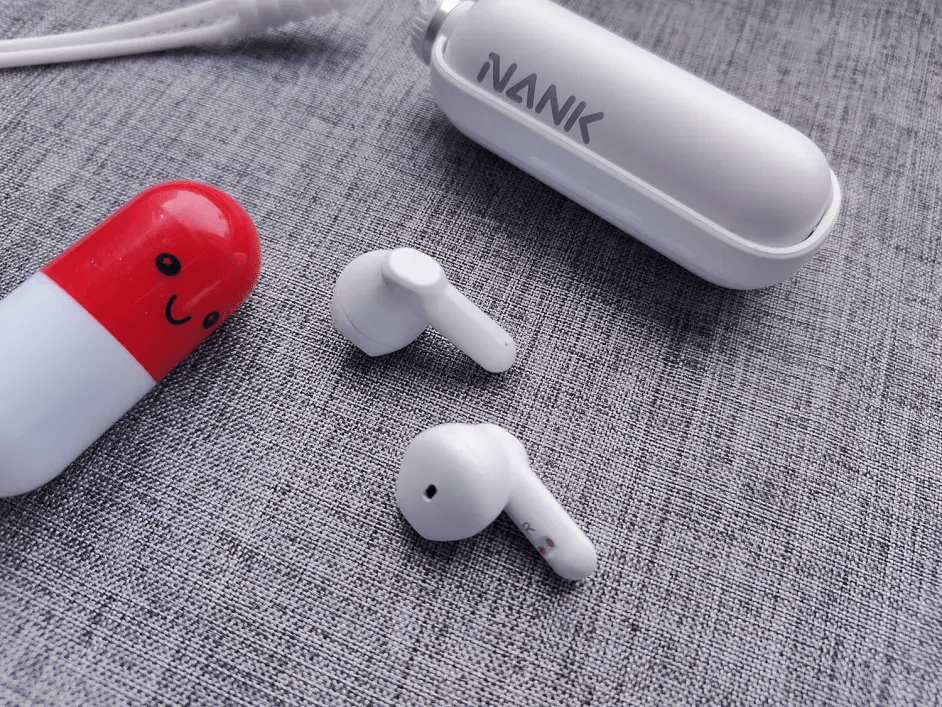 300元的蓝牙耳机什么牌子好？300内无线蓝牙耳机推荐