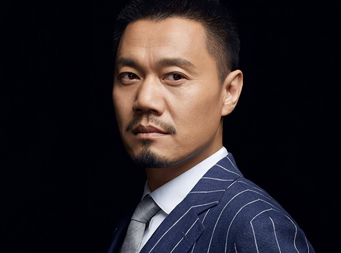 大笑特笑,发疯式选角抢眼但是0755到79000的演员年龄问题不仅限于此.