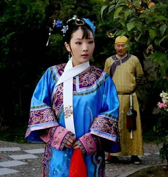 六位美女配角,老戏骨曾是名演员,小龙套已成大明星_太太_许宝凤_角色
