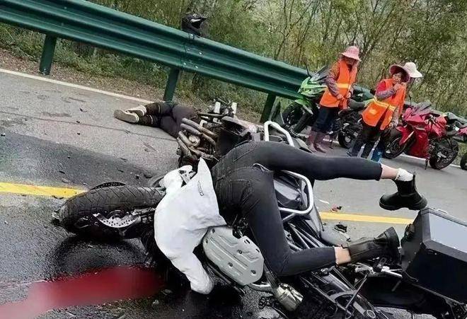 又一個jk女網紅飆車身亡,生前說了一句讓人氣憤的話!_事故_摩托_死亡