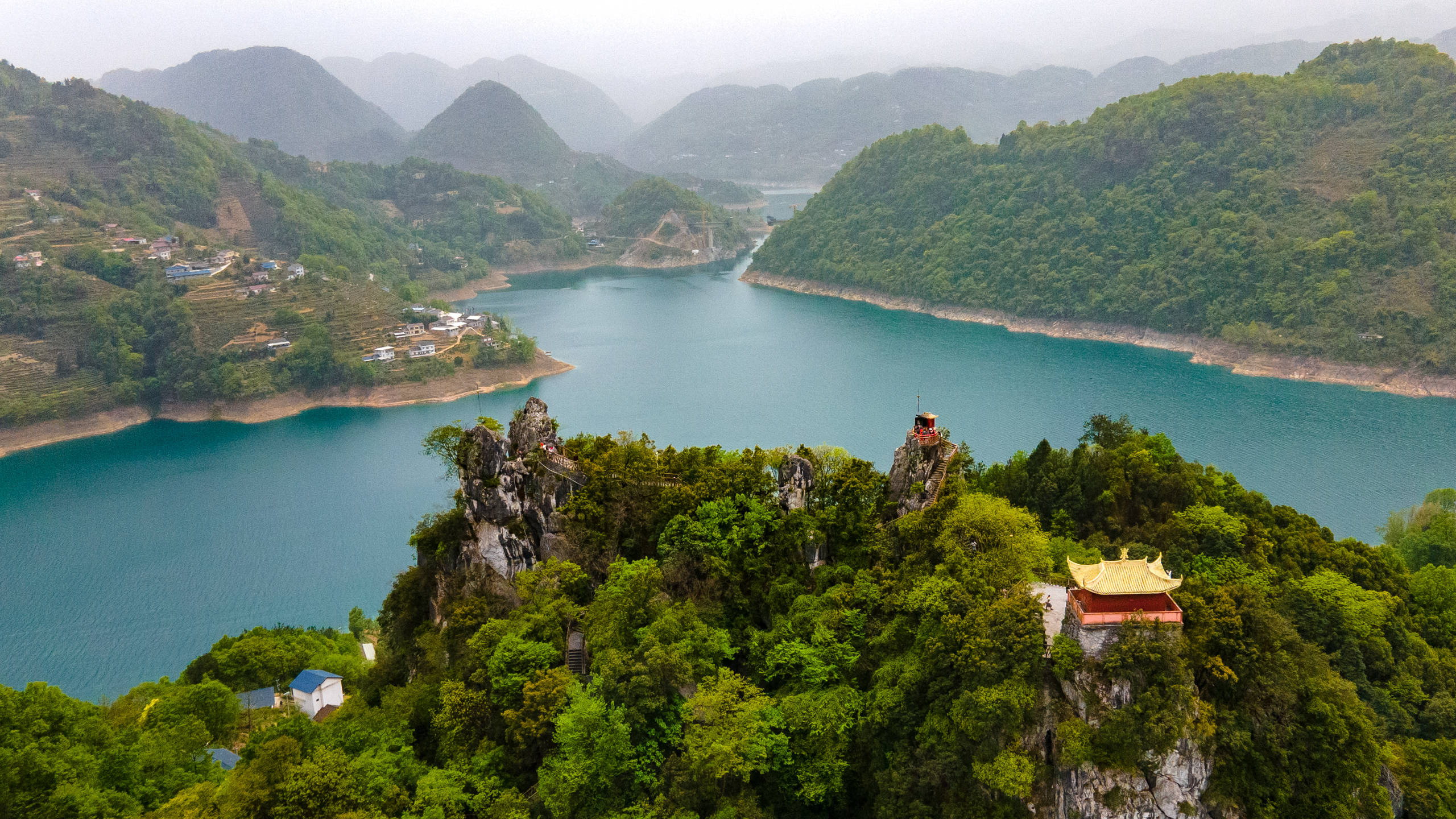 湖北这个5a景区,被誉为"东方蓝色多瑙河",风景不输长江三峡_清江_画廊